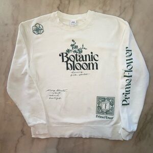Zara White Botanic Bloom Crewneck Sweater Medium